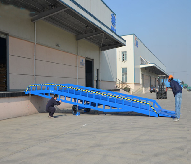 梧州移动式登车桥应用